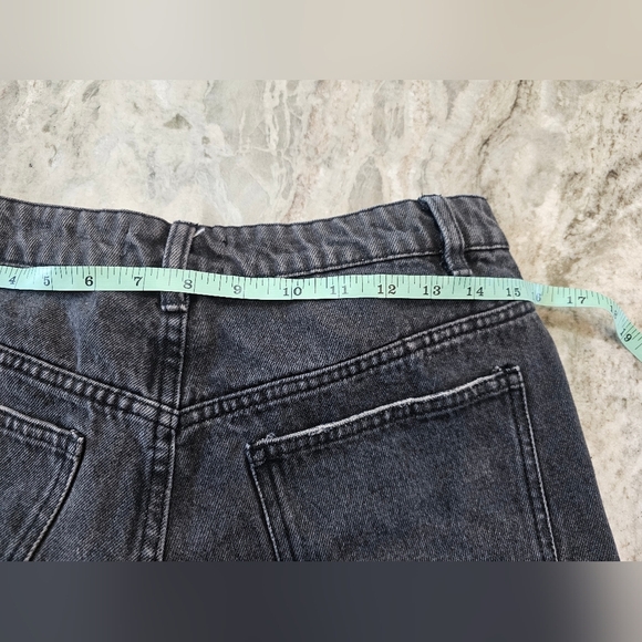 SWS Denim Co. High Rise Washed Black Cutoff Shorts Size 7 - Picture 7 of 8